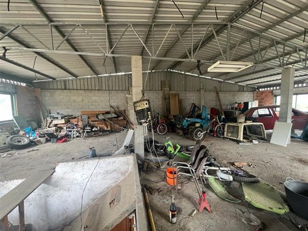 Industrial buildings to rent in A Cañiza