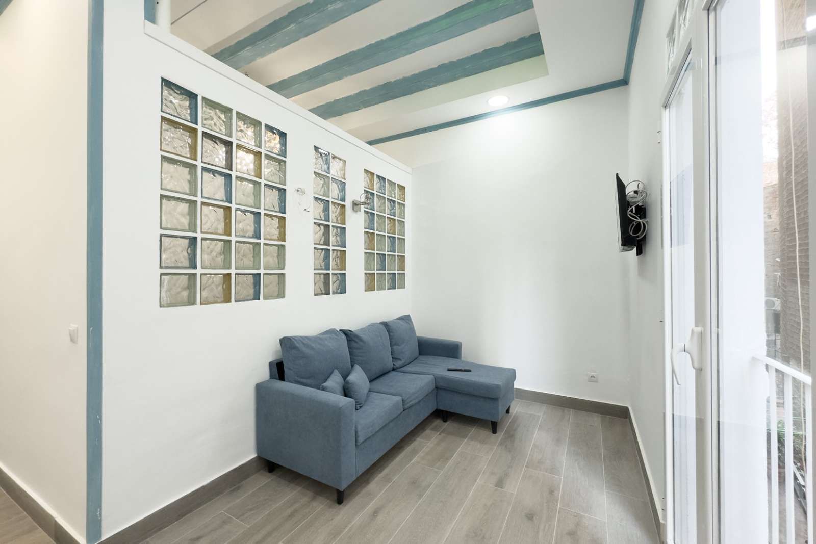 Apartment to share in El Raval