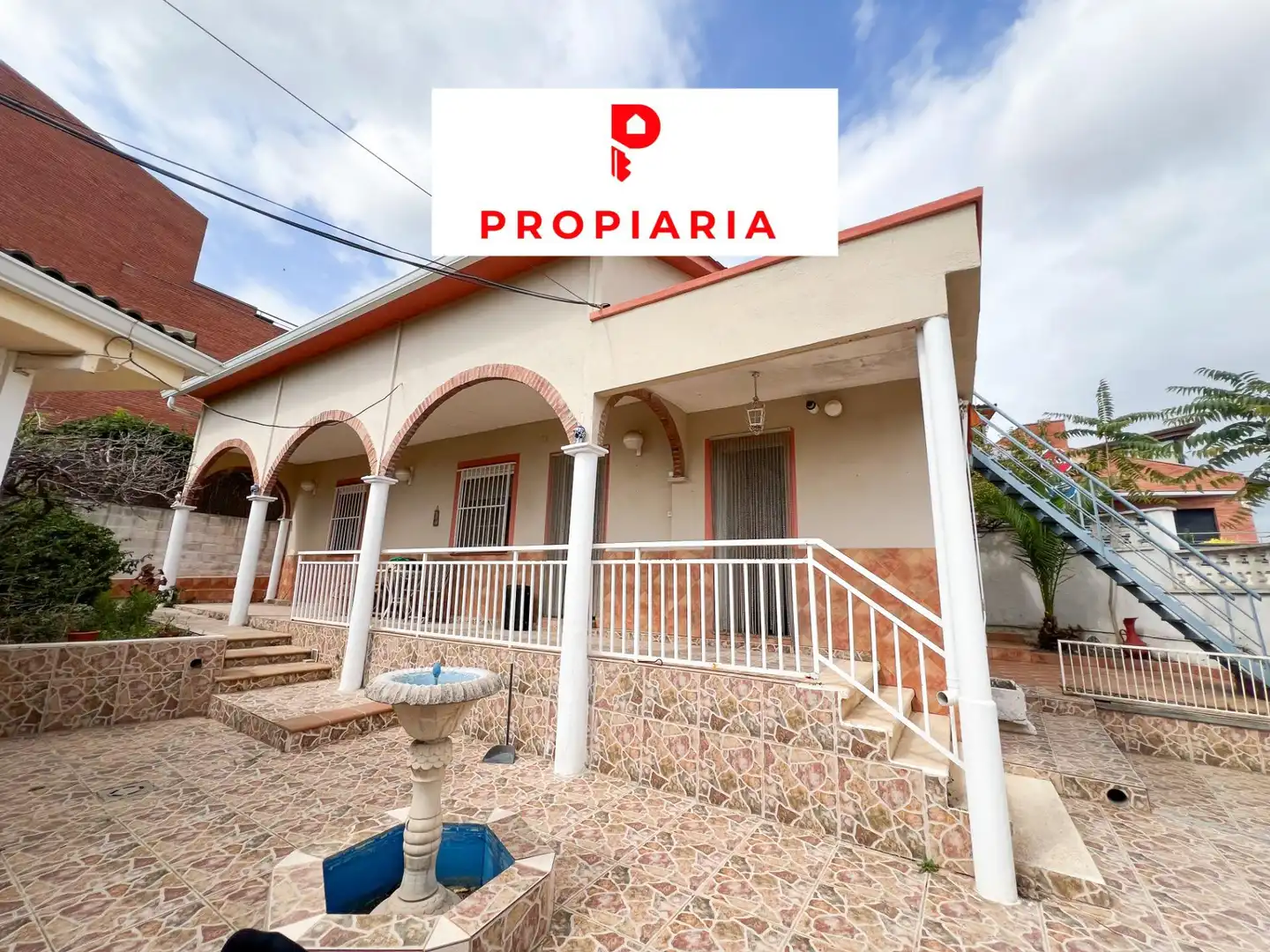 Exterior view of Houses for sale in Sant Boi de Llobregat  with Heating, Private garden and Terrace