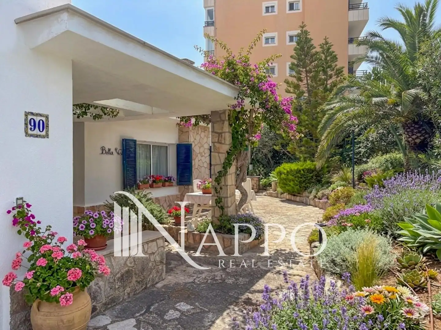 Vista exterior de Casa o chalet en venta en  Palma de Mallorca con Aire acondicionado, Piscina y Amueblado