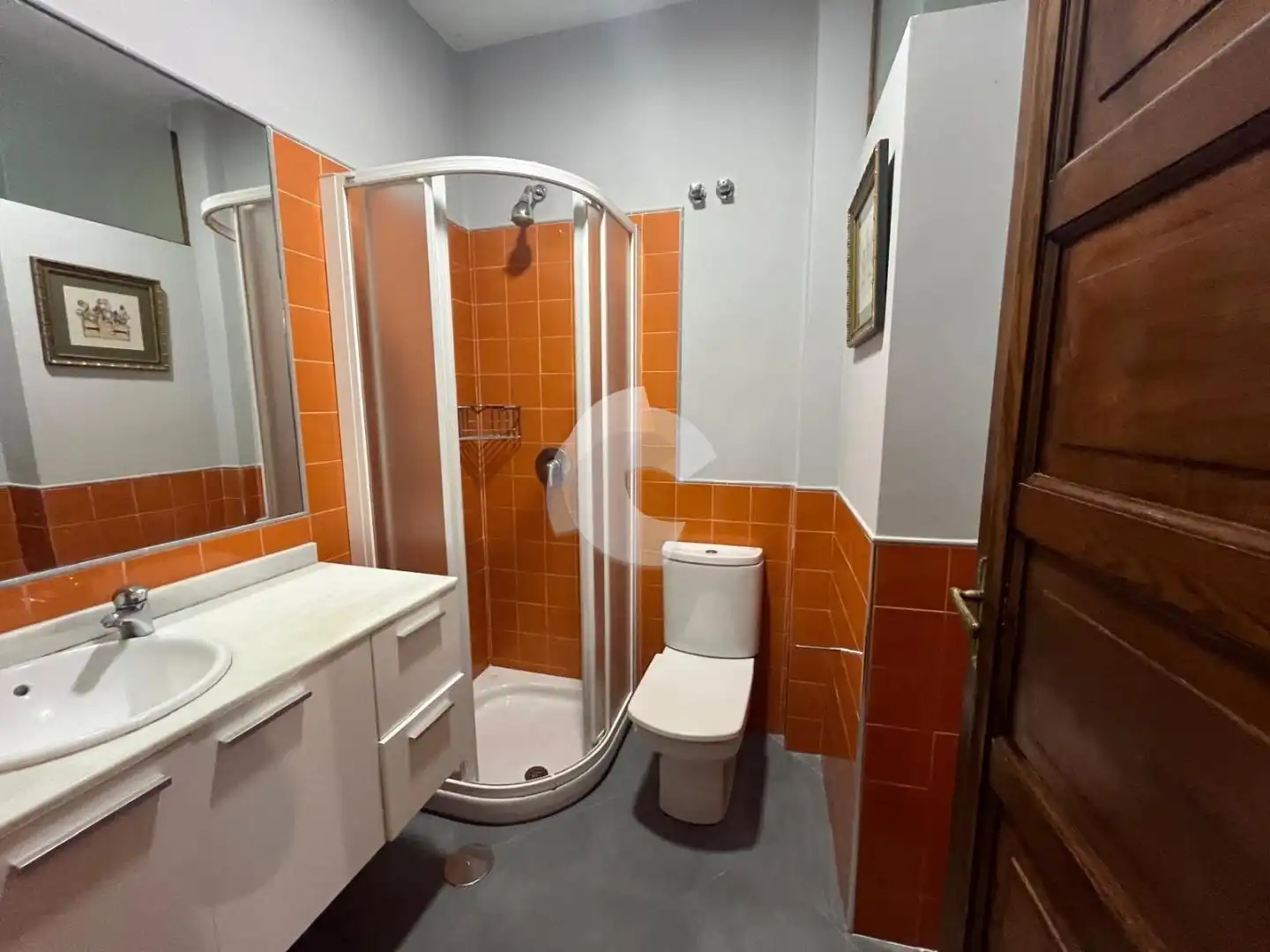 Bathroom of Flat for sale in Santiago de Compostela   with Terrace