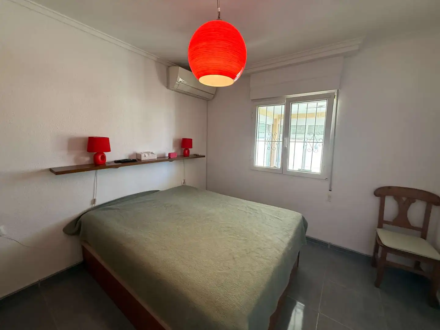 Dormitori de Casa o xalet en venda en Orihuela amb Aire condicionat, Calefacció i Moblat