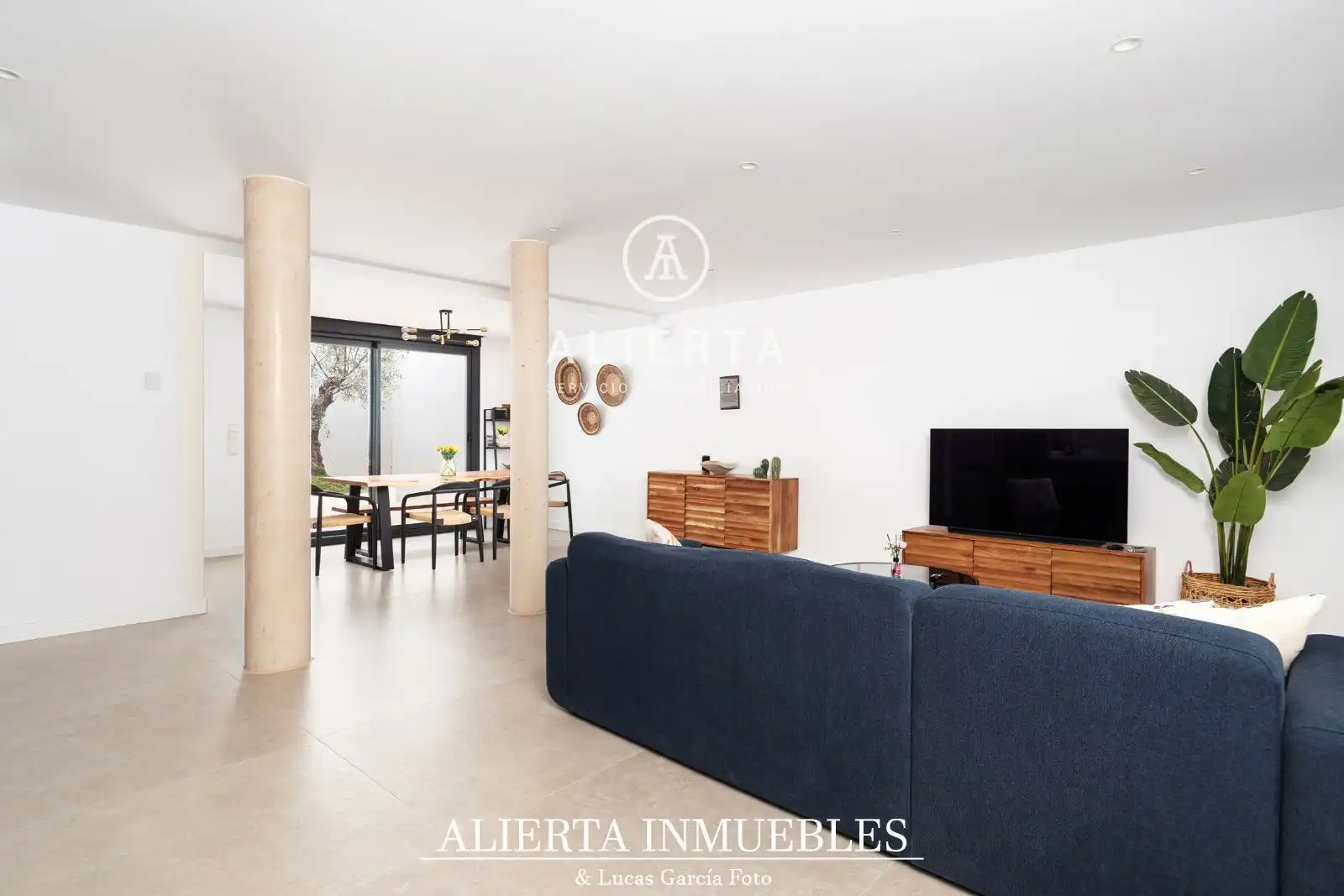 Sala de estar de Casa o chalet en venta en Zaragoza con Aire acondicionado, Calefacción y Trastero