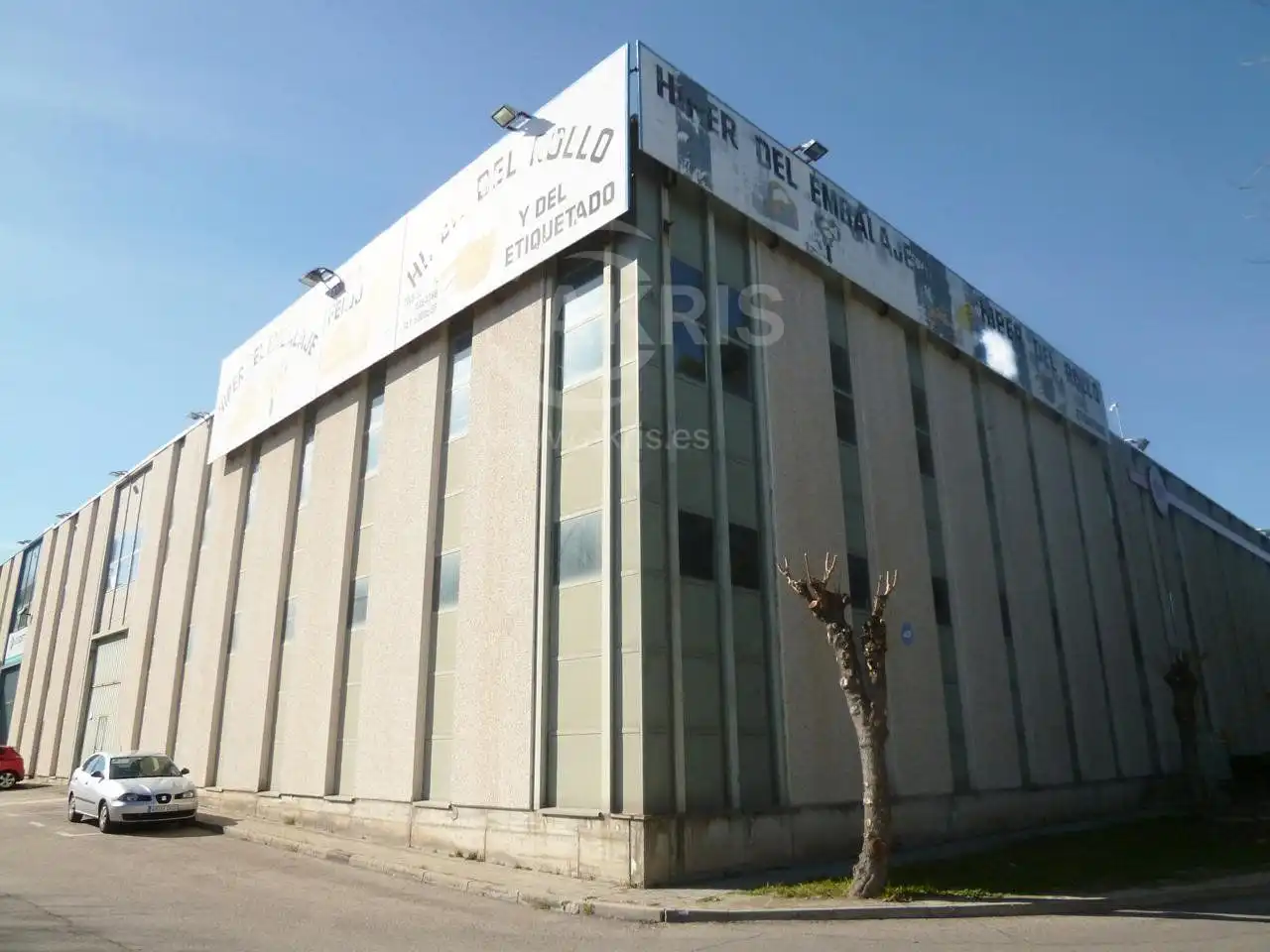 Industriegebäude zum Verkauf in Avenida de Andalucía