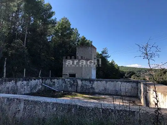 Finca rústica en venda en Alcoy / Alcoi