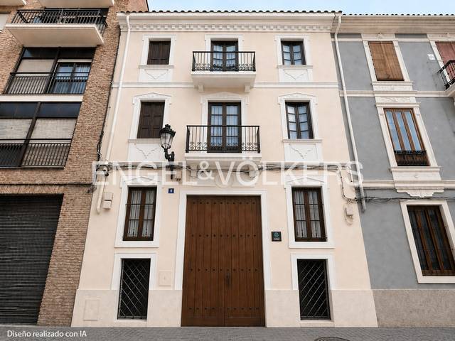 Casa-chalet en Venta en Juan de Mena 8 en El Botànic