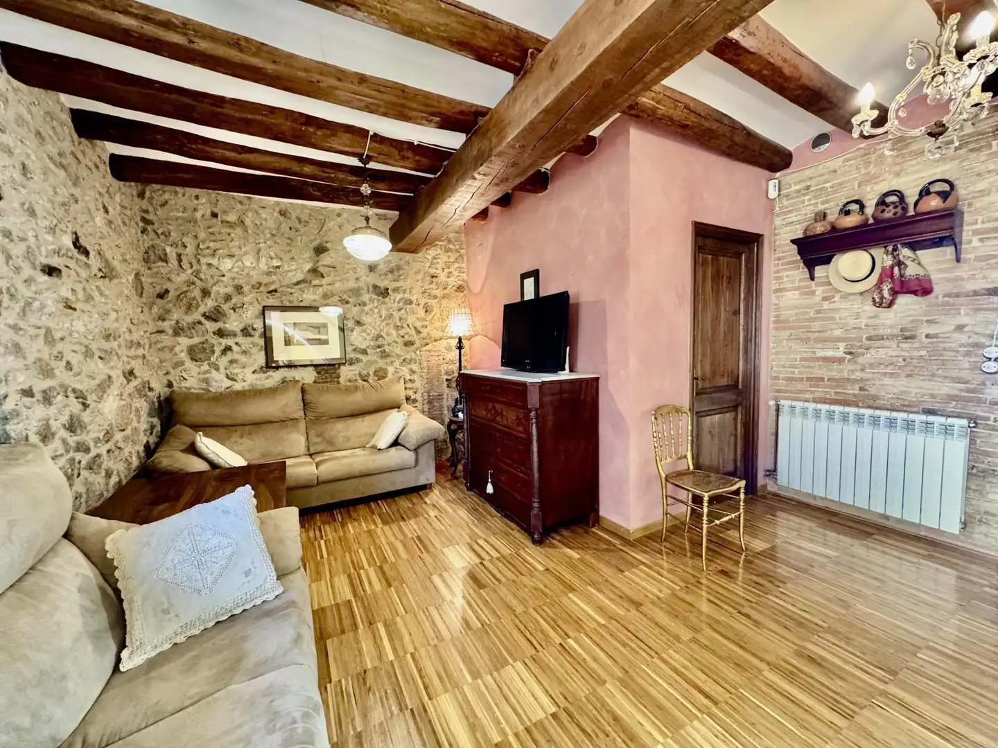 Sala d'estar de Casa o xalet en venda en Torroella de Montgrí amb Calefacció i Terrassa