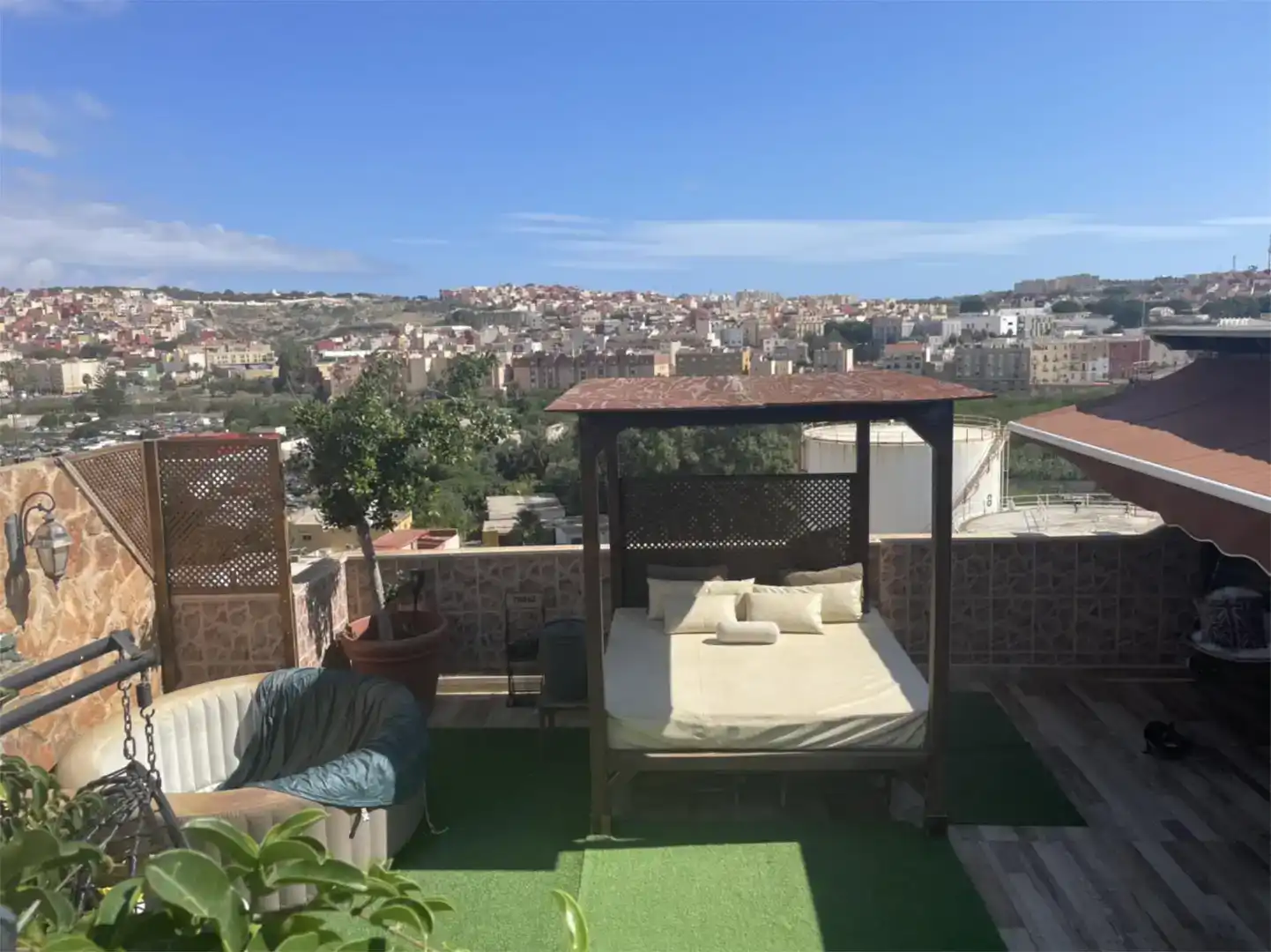Terrassa de Àtic en venda en Melilla amb Aire condicionat, Jardí privat i Parquet