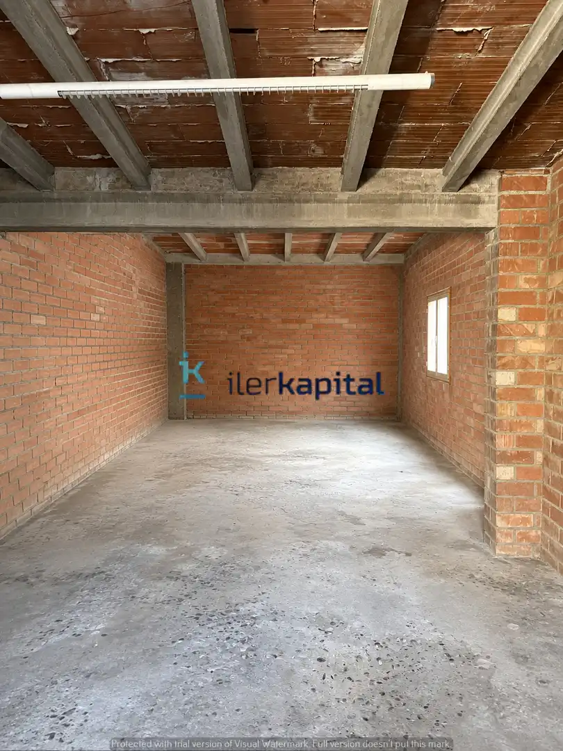 Aparcament de Casa o xalet en venda en Almenar amb Calefacció, Jardí privat i Traster