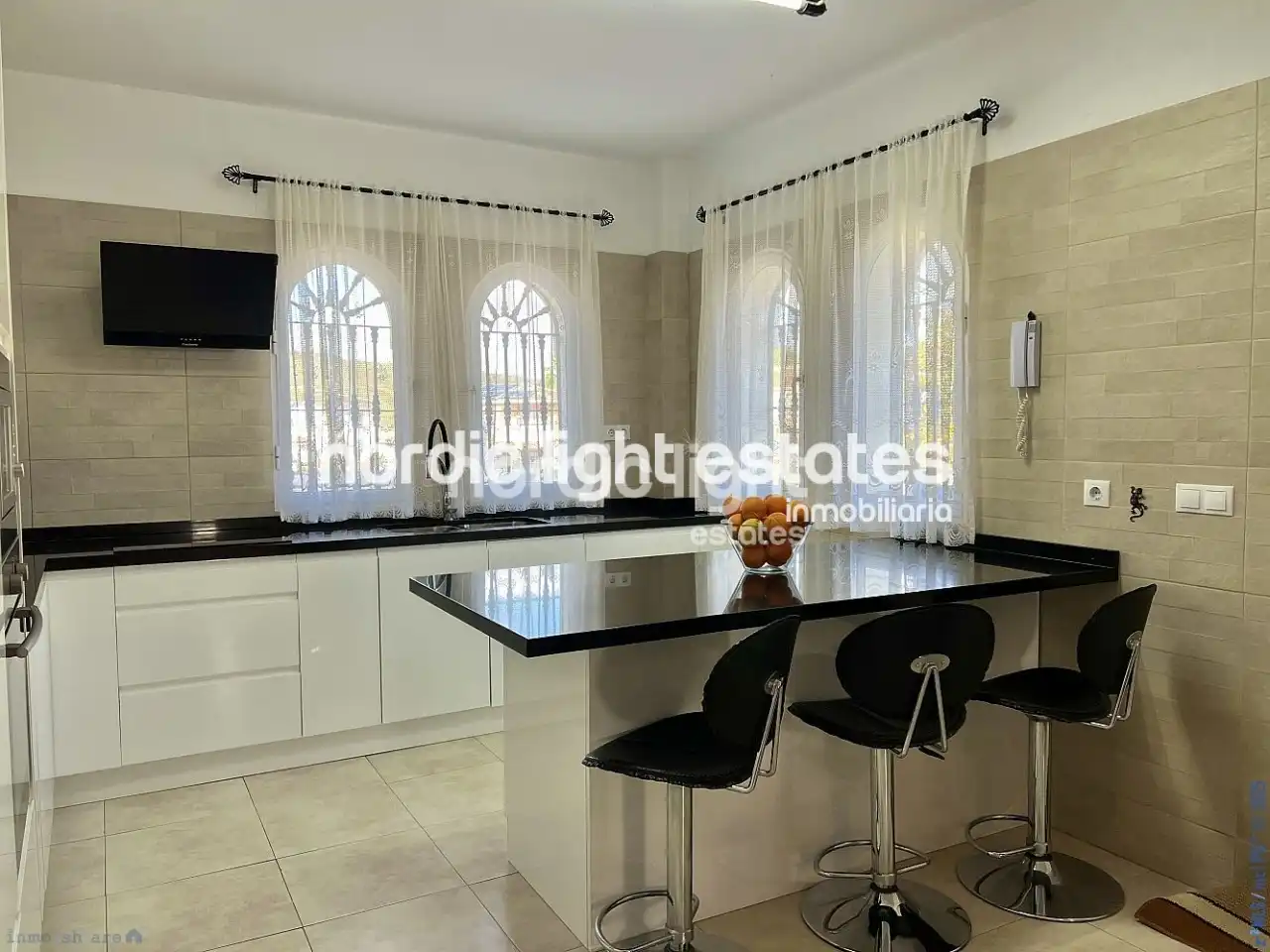 Kitchen of Houses for sale in Málaga  with Terrace and Swimming Pool