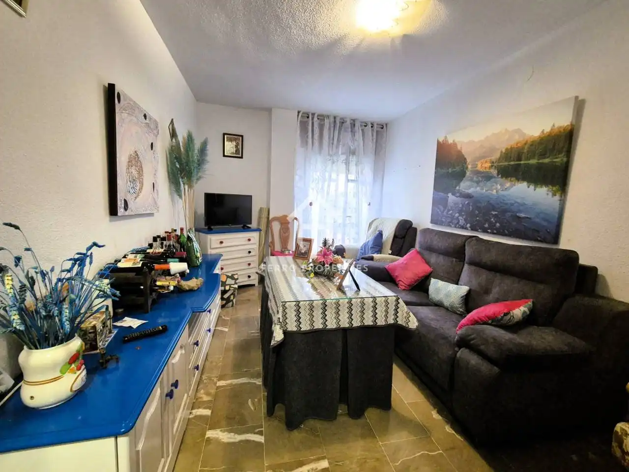 Habitación de Piso en venta en Loja con Aire acondicionado y Amueblado