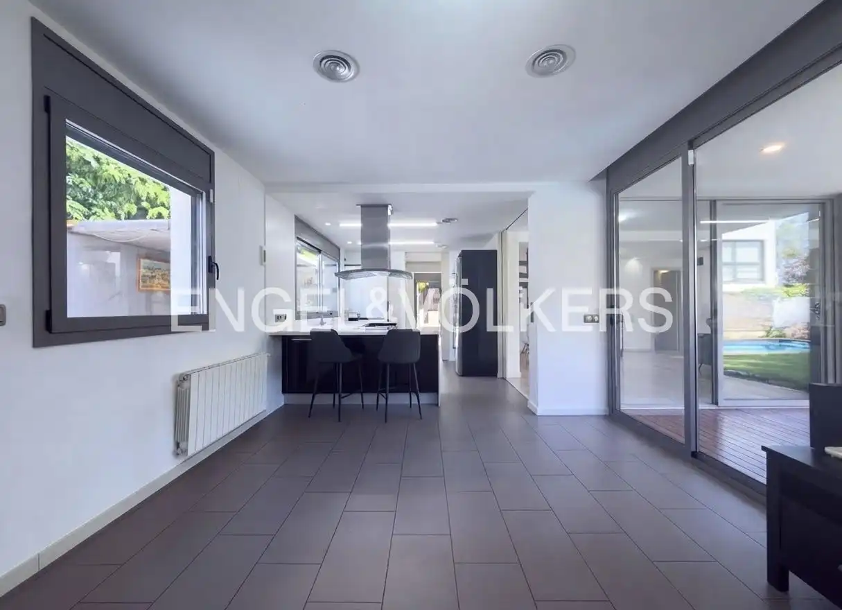 Chalet con terraza en venta en Carrer dels Estornells, imagen 16