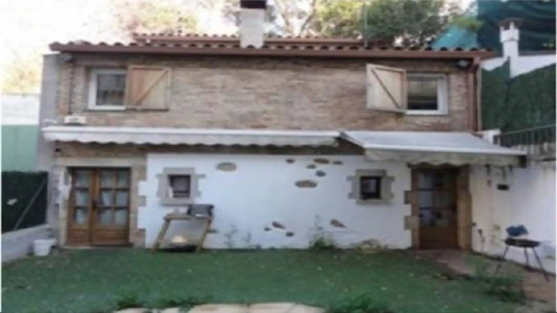 Vista exterior de Casa o xalet en venda en Girona Capital