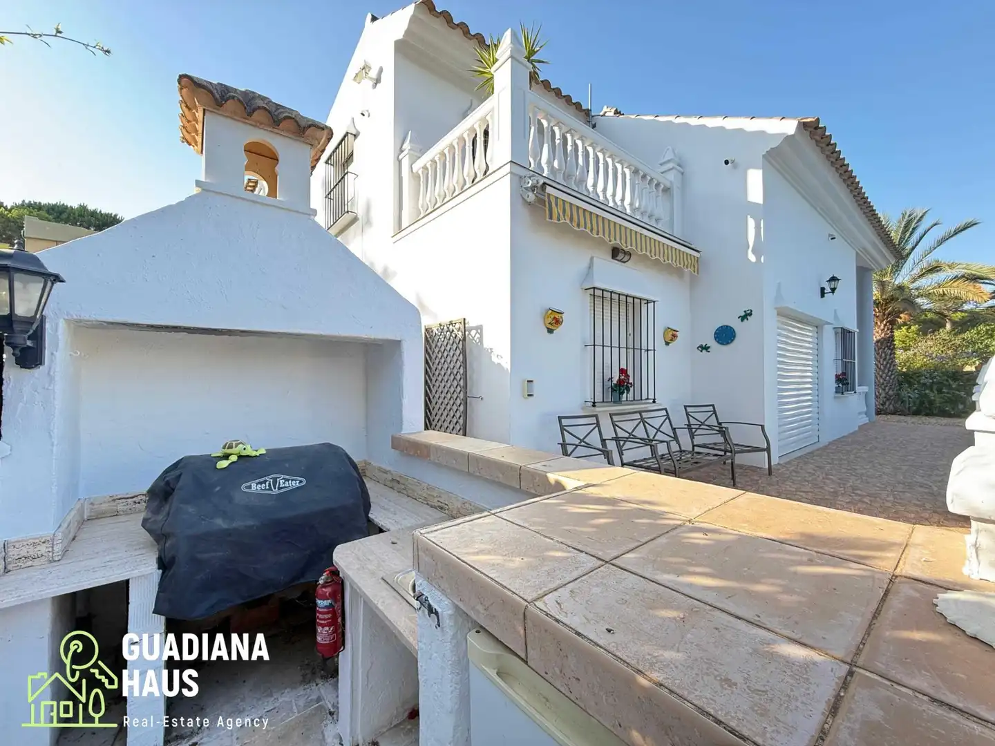 Exterior view of Houses for sale in Isla Cristina  with Air Conditioner, Heating and Private garden