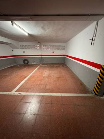 Garaje en Alquiler en Bellavista en Llefià