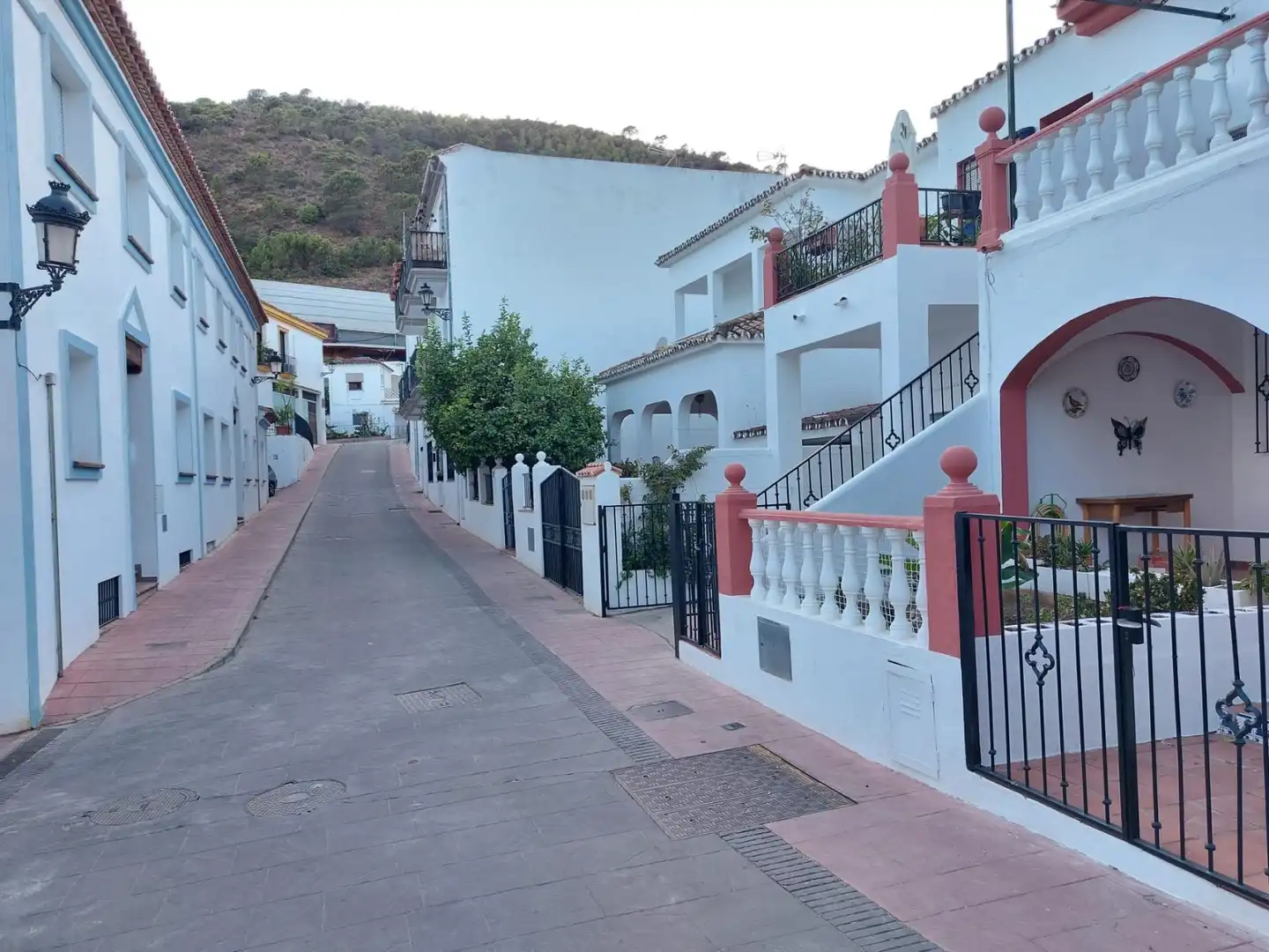 Exterior view of Detached homes for sale in Benahavís  with Air Conditioner, Heating and Private garden