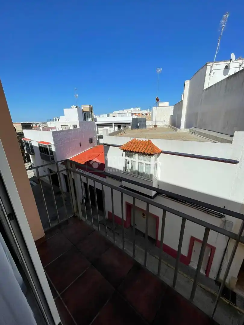 Vista exterior de Pis en venda en Chiclana de la Frontera amb Traster