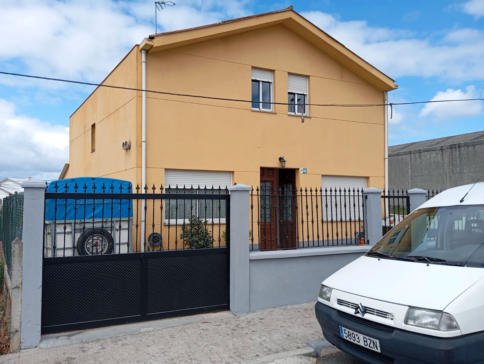 Exterior view of House or chalet for sale in Carballo  with Heating and Furnished