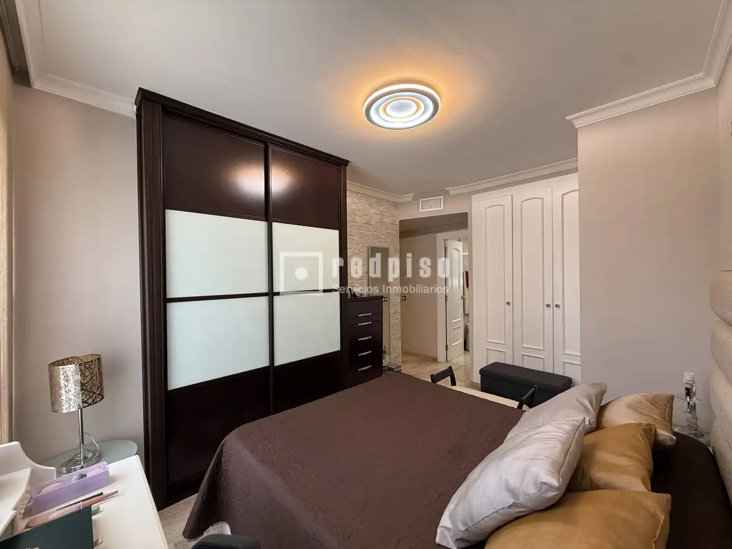 Habitación de Piso en venta en Málaga con Aire acondicionado, Calefacción y Jardín privado