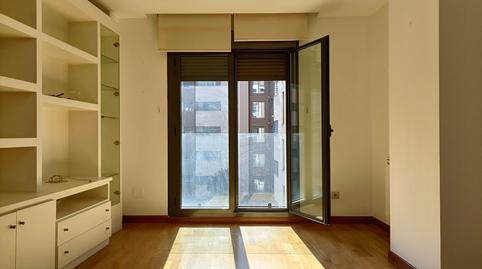 Photo 3 of Flat to rent in Isabel de Valois, Sanchinarro, Madrid