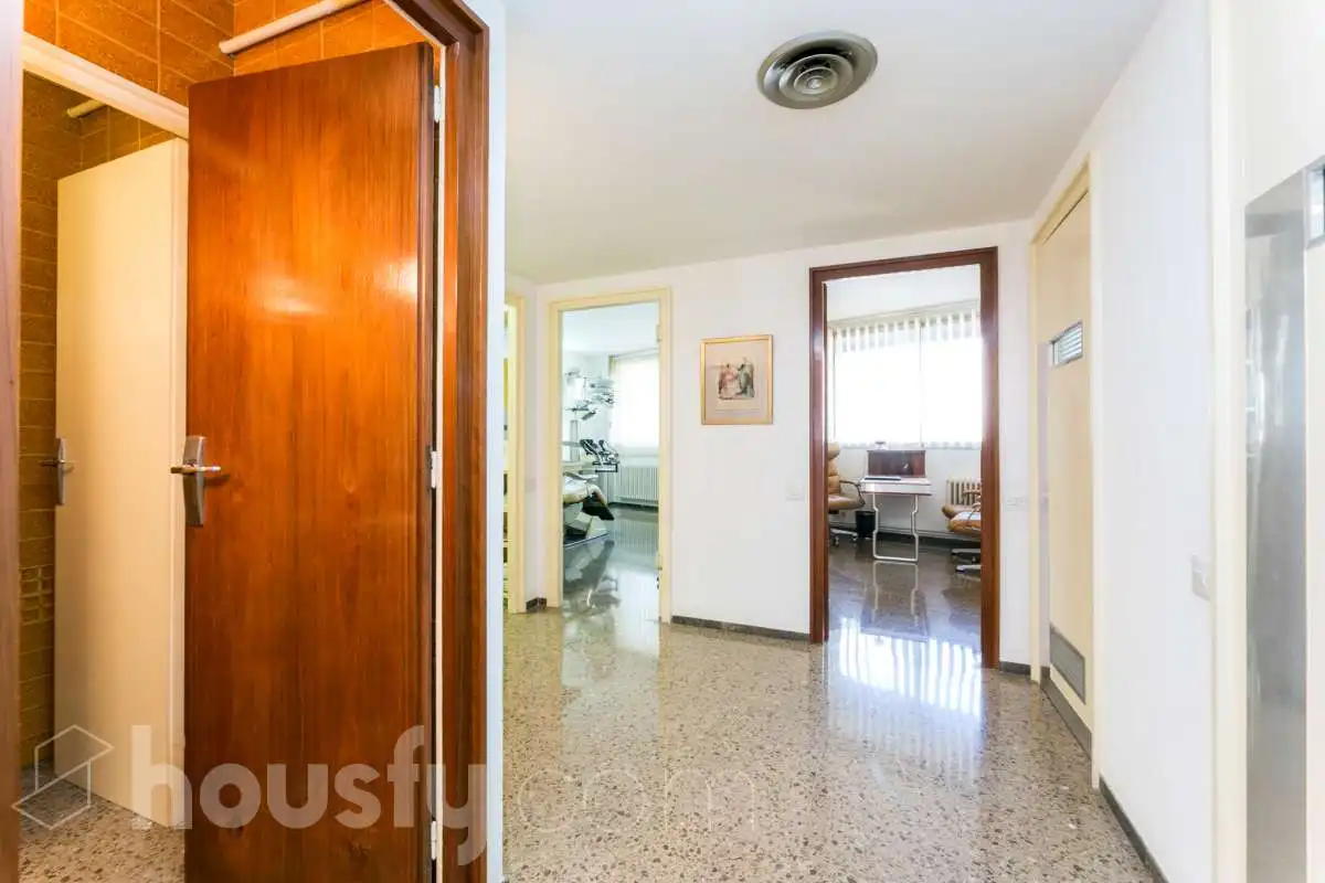 Piso en venta en Passeig del Comte d'Ègara, Barri del Centre