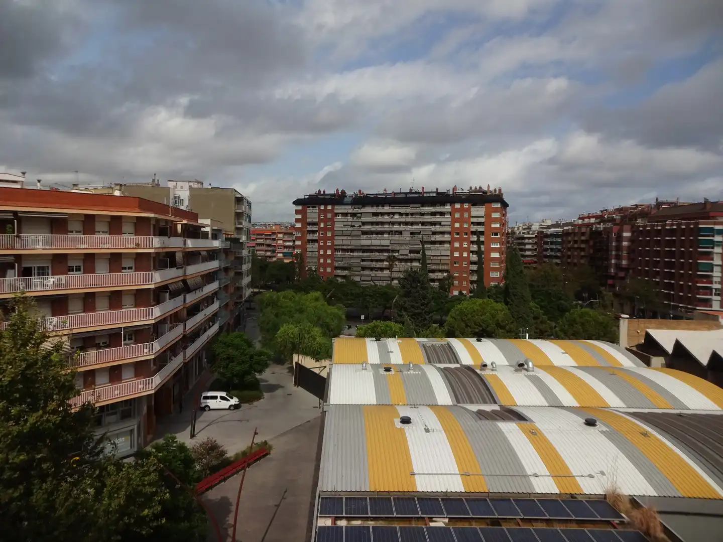 Residencial en venda a Gran Via de Carles III 1, imagen 2