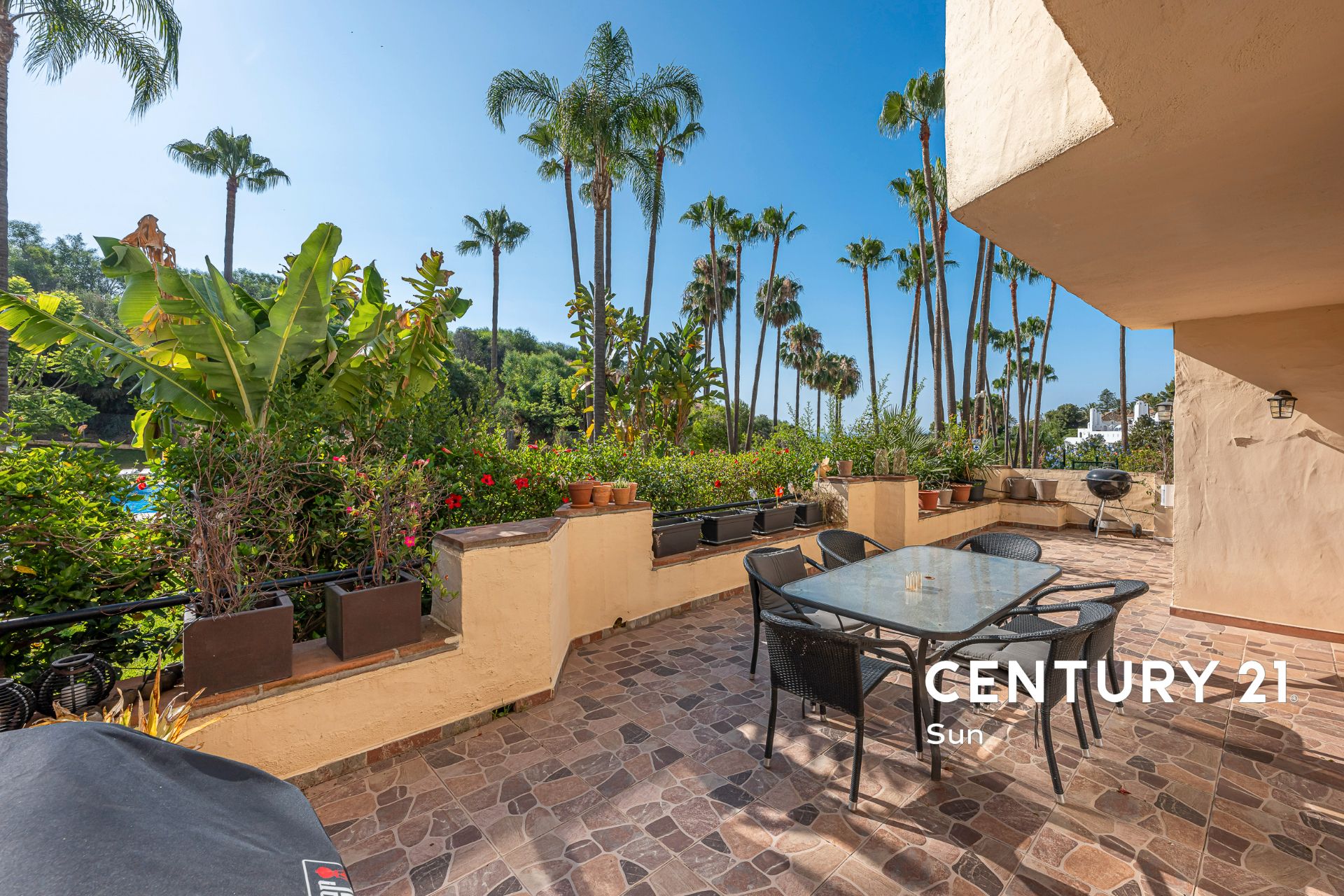 Terraza de Apartamento en venta en Marbella con Aire acondicionado, Terraza y Piscina comunitaria