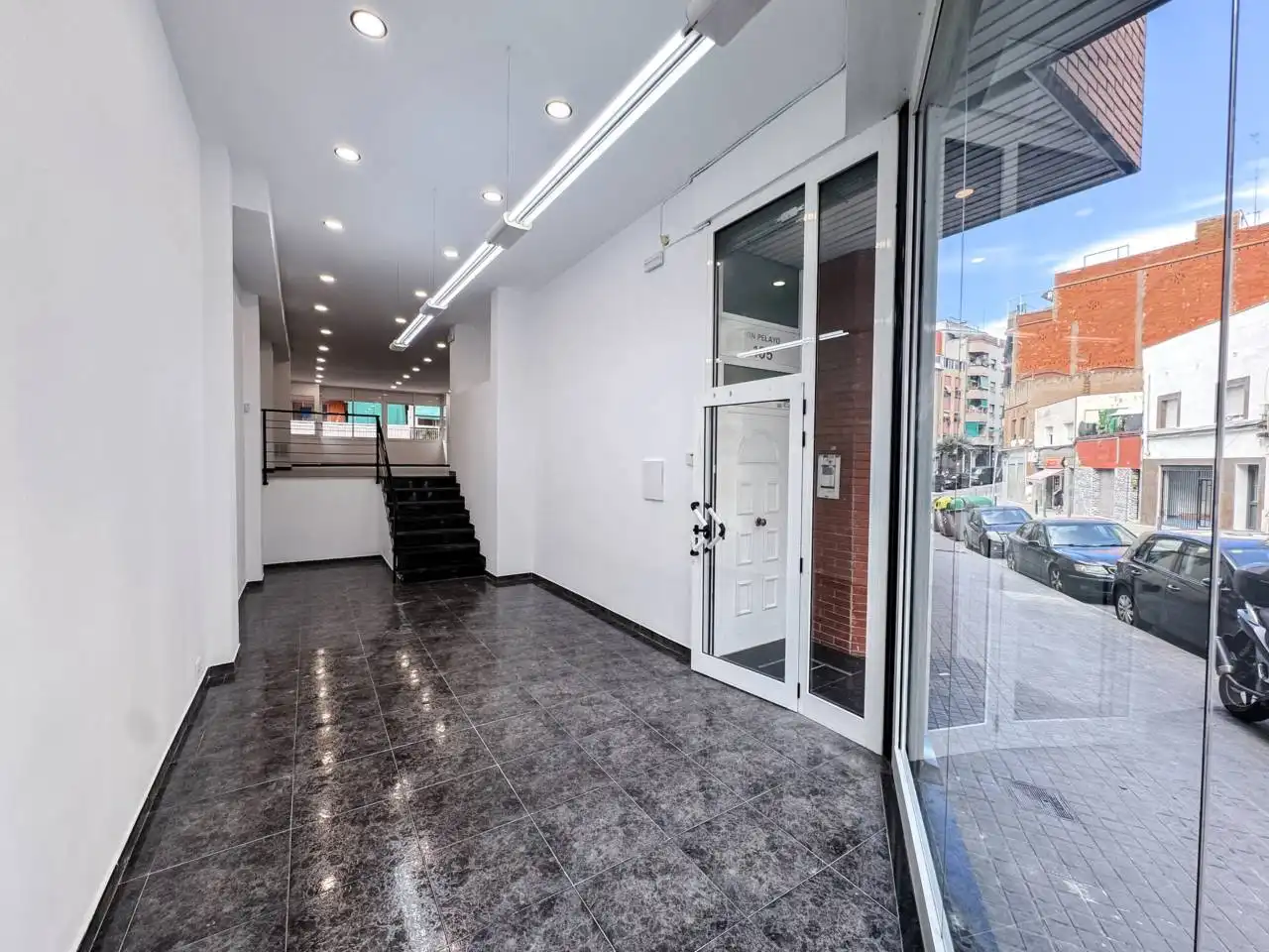 Premises for sale in Calle Don Pelayo, 105, La Salut