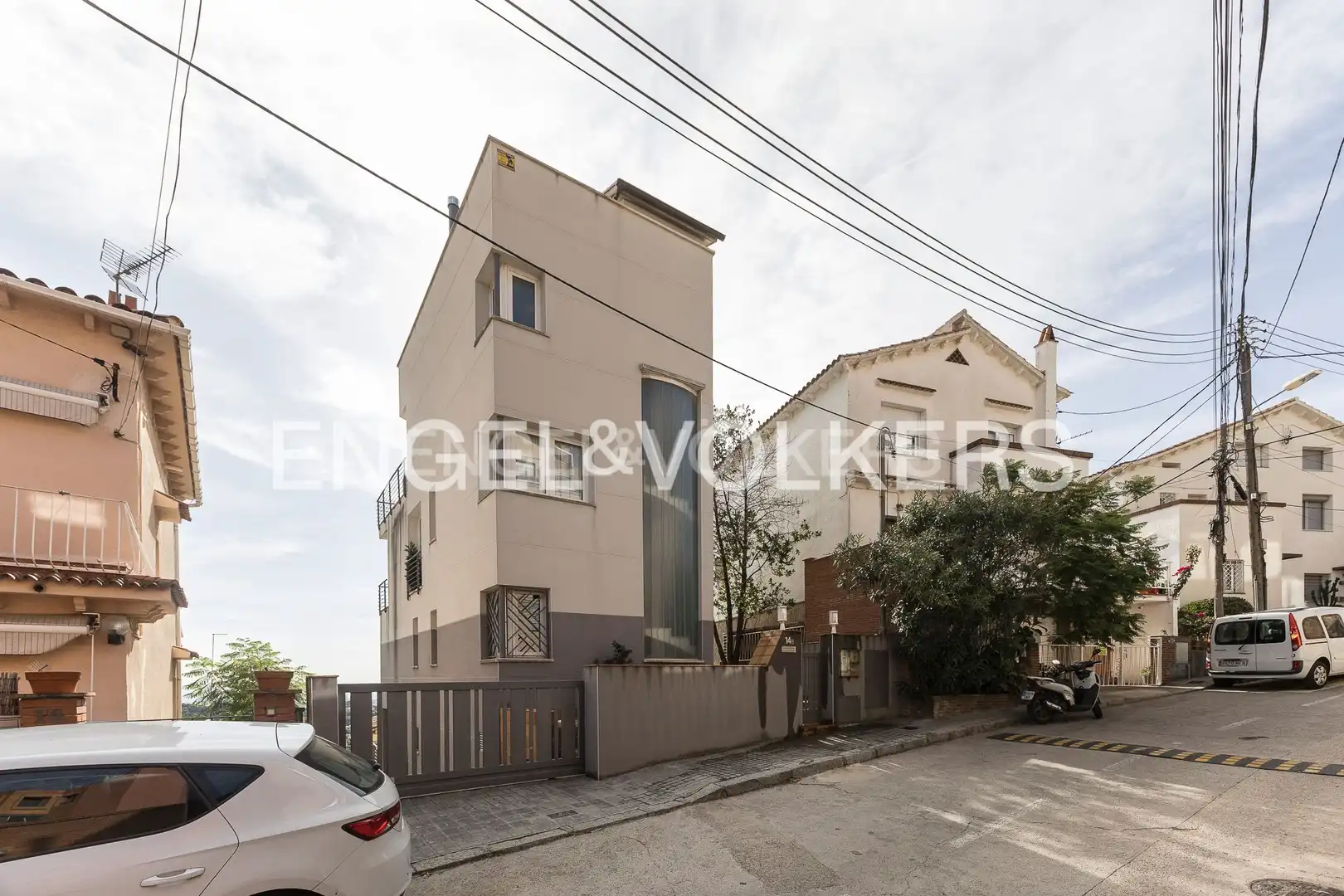 Exterior view of Houses for sale in Barcelona  with Air Conditioner, Heating and Private garden