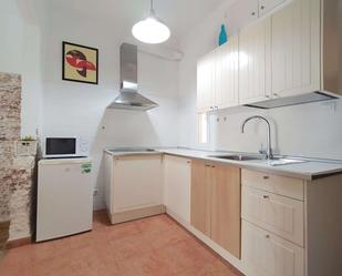 Kitchen of Apartment to share in  Barcelona Capital  with Air Conditioner and Terrace