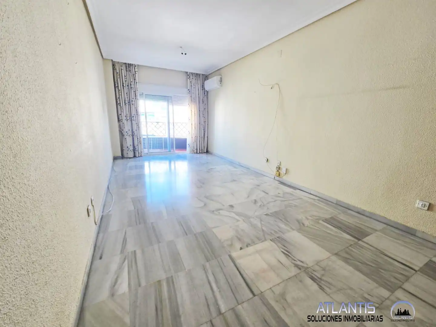 Wohnzimmer von Wohnung zum Verkauf in Sevilla mit Abstellraum