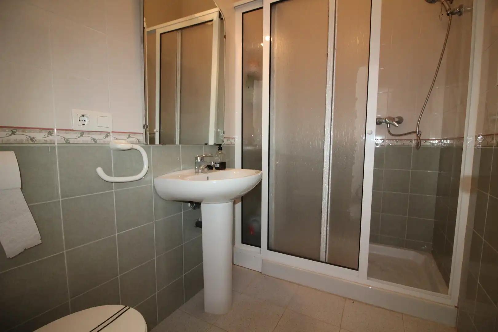 Bathroom of Detached homes for sale in El Portil  with Terrace, Storage room and Community pool