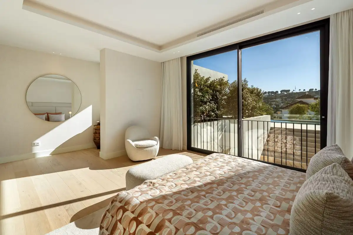 Chalet con piscina en venta en Nueva Andalucía, imagen 7