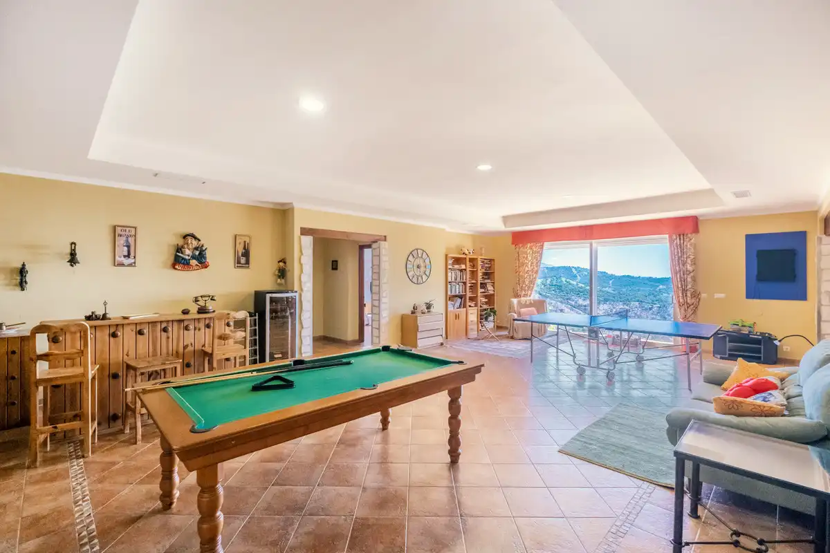 Finca rústica en venta en Estepona con Aire acondicionado, Terraza y Trastero