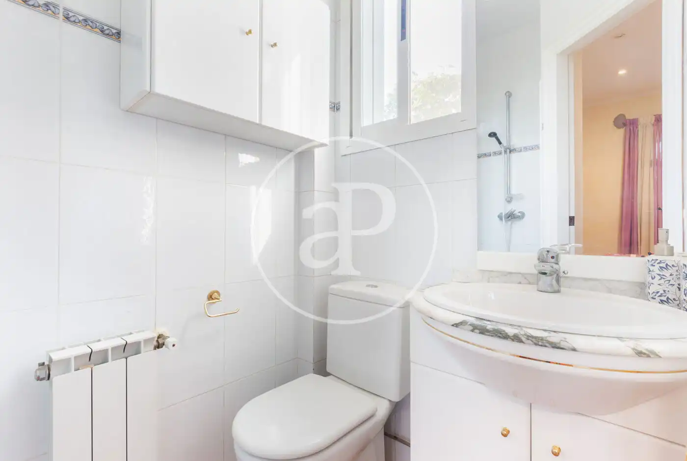 Baño de Casa o chalet en venta en Chiva con Calefacción, Jardín privado y Terraza
