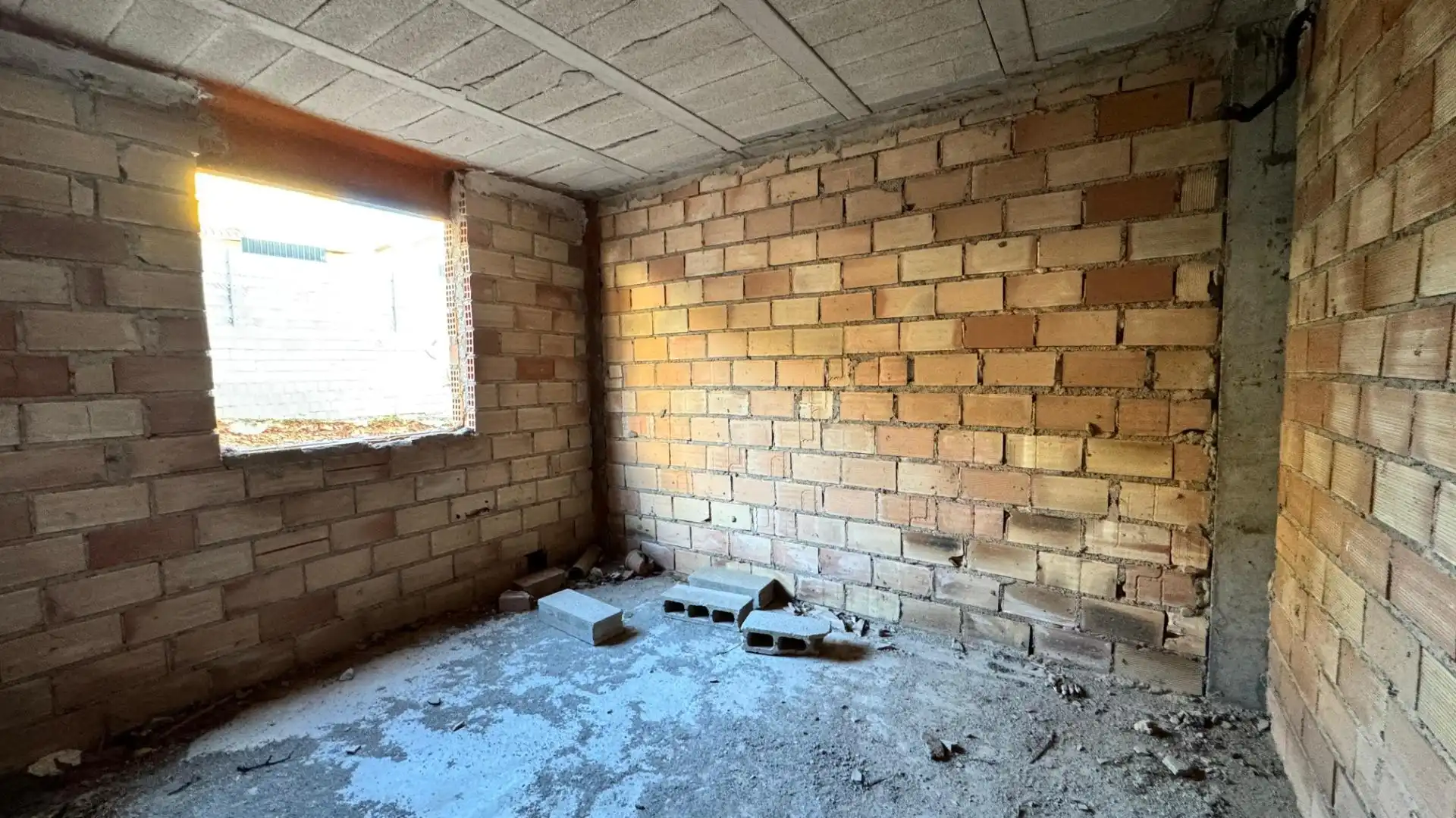 Casa adosada en venda a UR EL PUNTAL - E-2, Padul