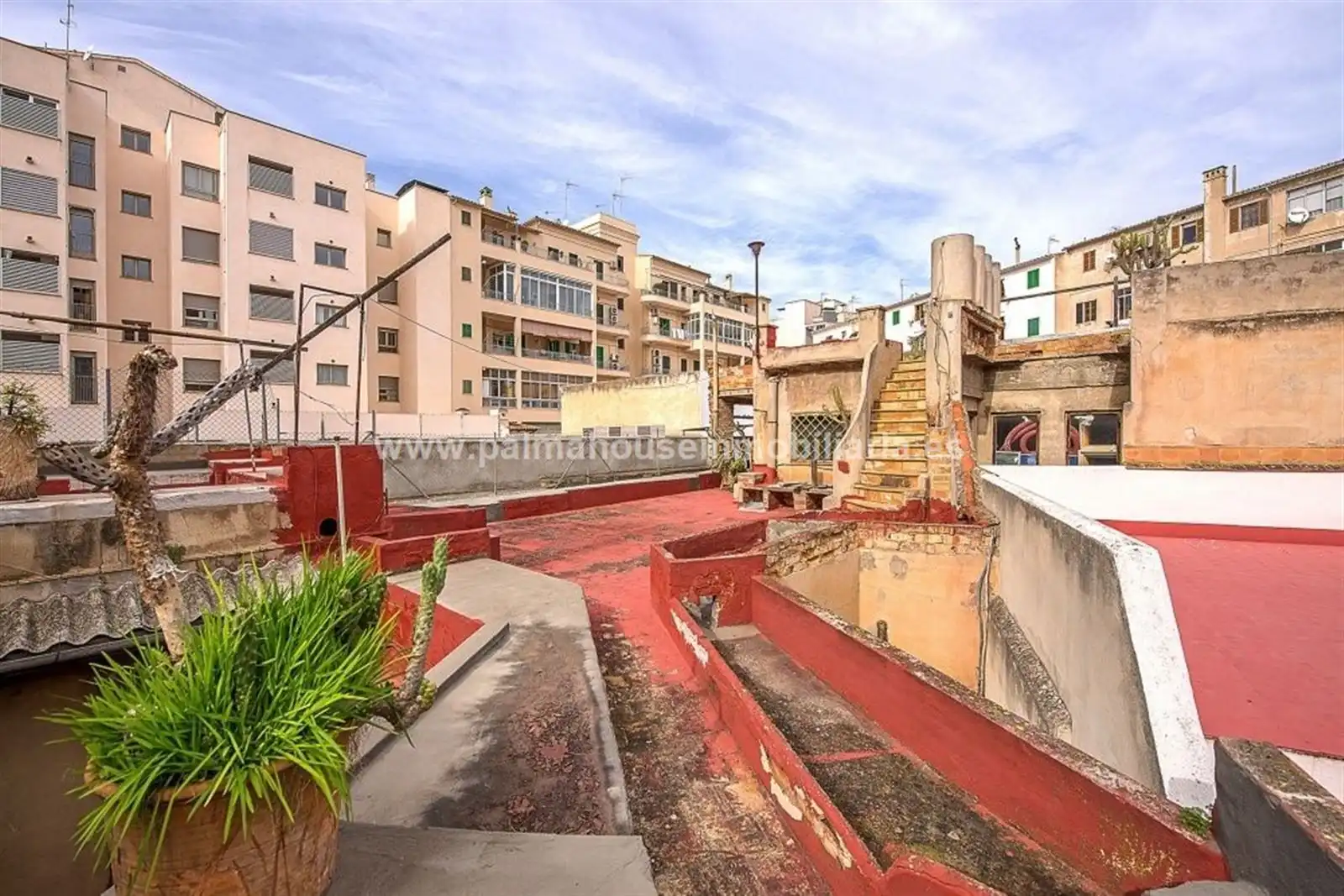 Vista exterior de Casa o chalet en venta en  Palma de Mallorca con Terraza, Trastero y TV