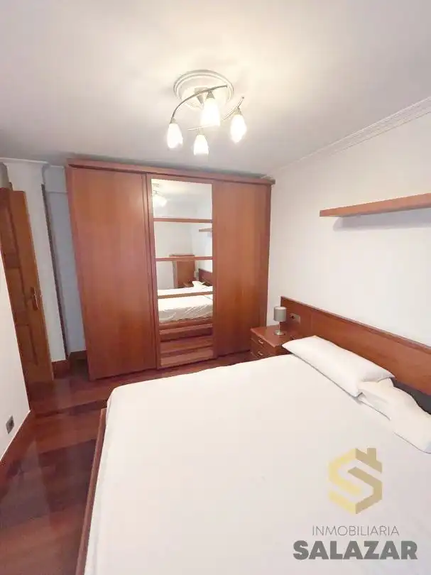 Habitación de Piso de alquiler en Bilbao  con Calefacción