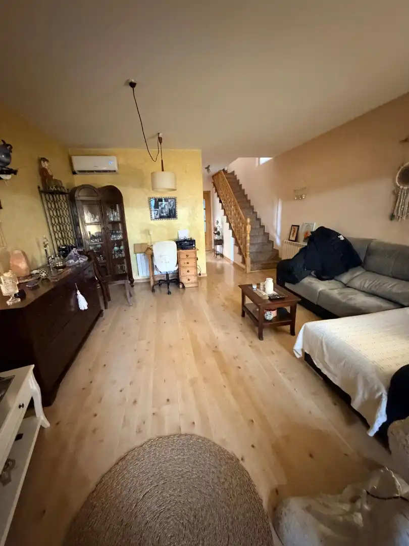 Sala d'estar de Casa adosada en venda en Malgrat de Mar amb Aire condicionat, Calefacció i Jardí privat
