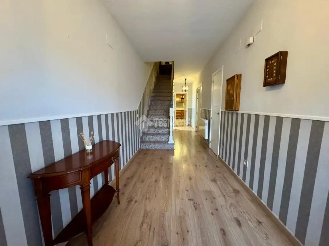 Casa adosada en venta en Yepes
