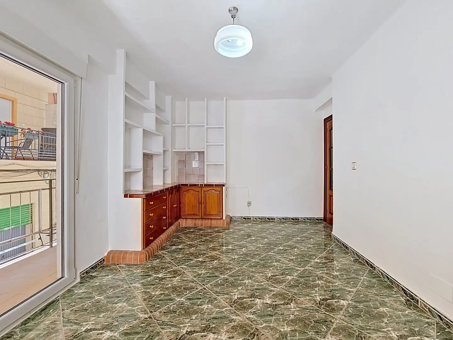Living room of Flat for sale in Granada  with Heating