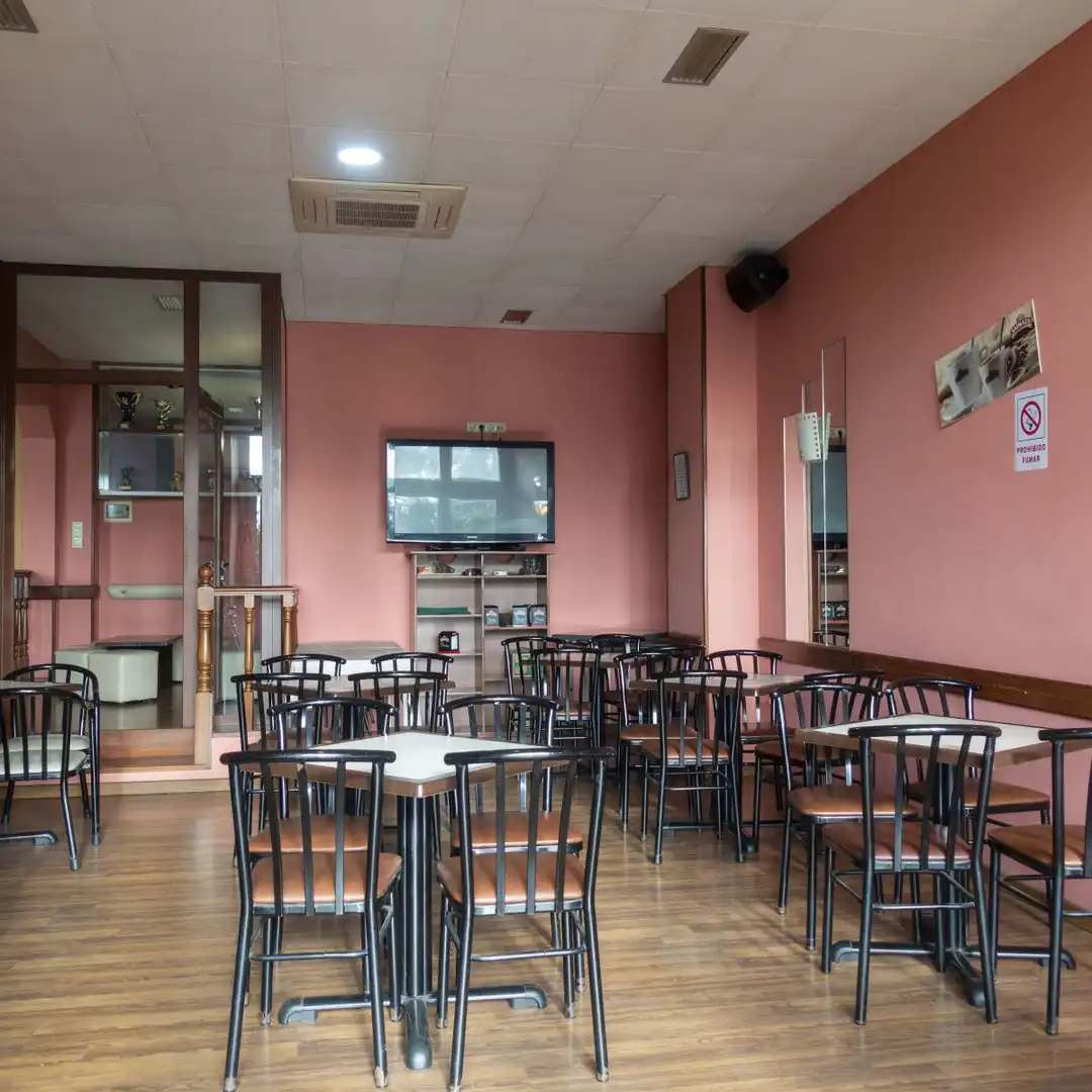 Locale commerciale in vendita a Mos, imagen 6