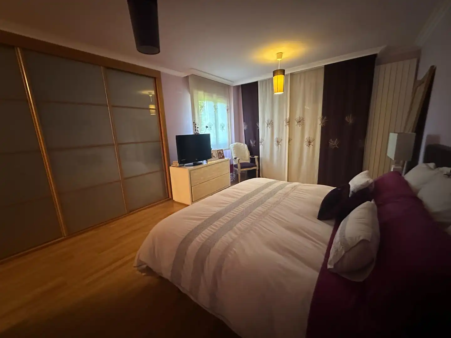 Habitación de Casa o chalet en venta en Jaca con Calefacción, Jardín privado y Parquet