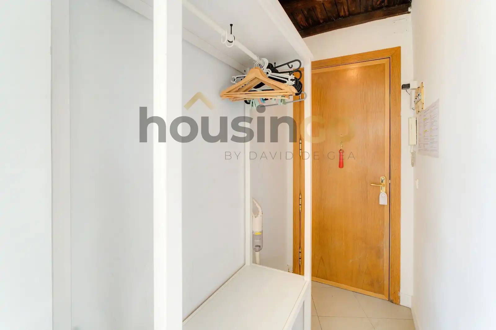 Exterior view of Attic for rent in Madrid  with Air Conditioner, Heating and Furnished