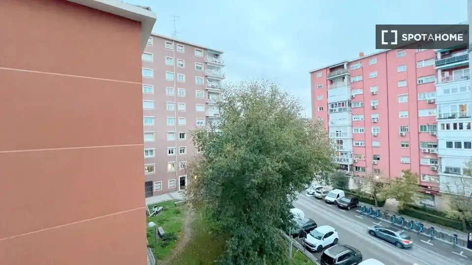 Terrassa de Pis de lloguer en Madrid amb Aire condicionat, Calefacció i Moblat