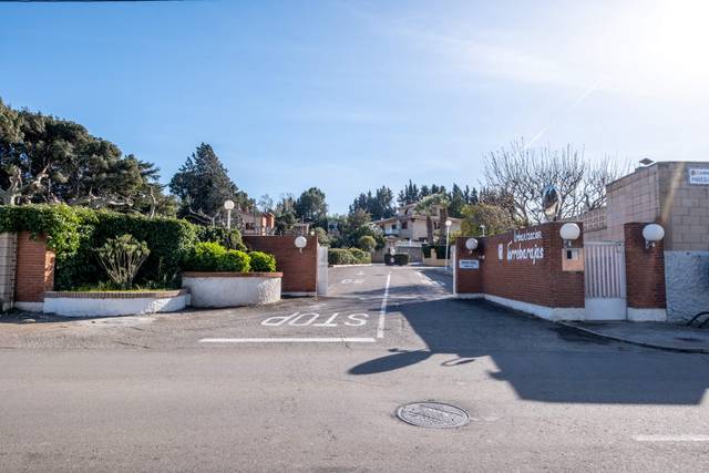 Terreno residencial en Venta en Urbanizacion Torre Barajas, 58 en Venta del Olivar