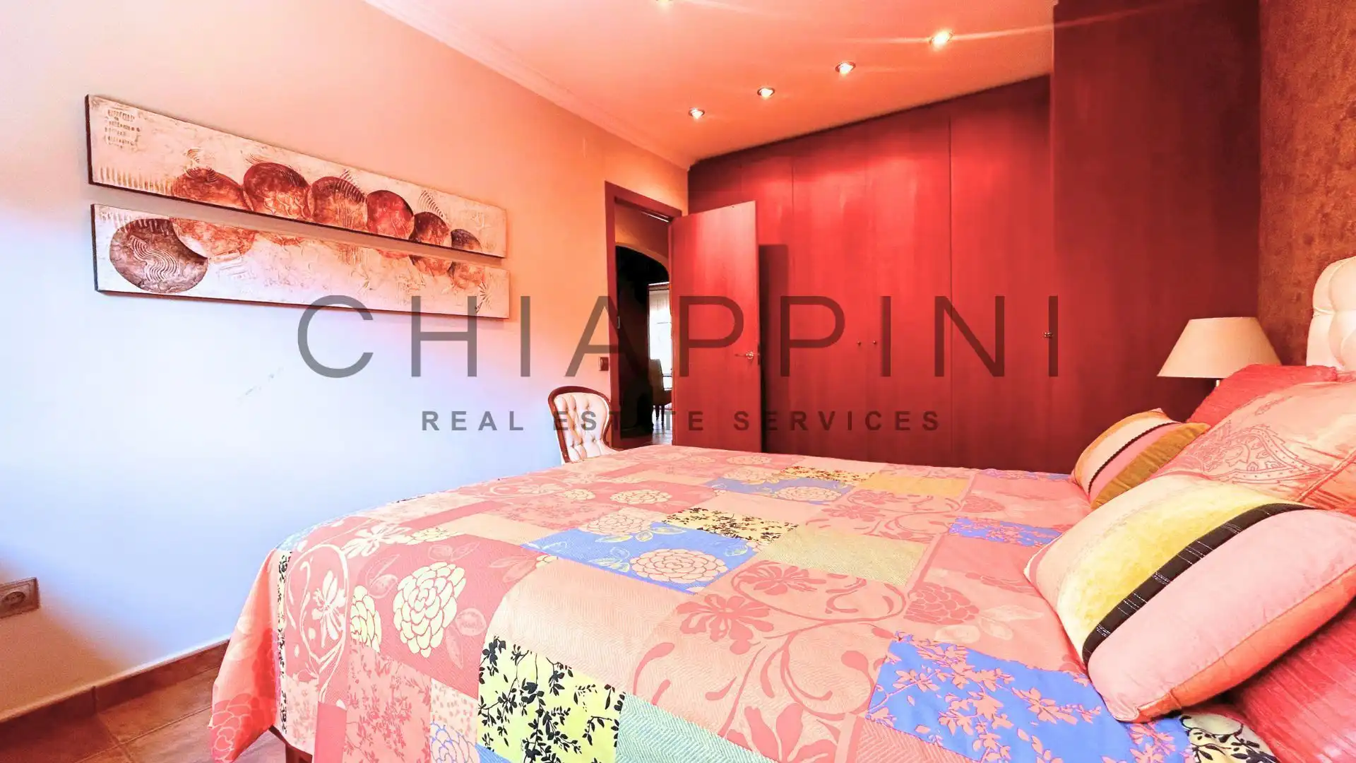 Schlafzimmer von Einfamilien-Reihenhaus zum Verkauf in Manlleu mit Heizung und Abstellraum