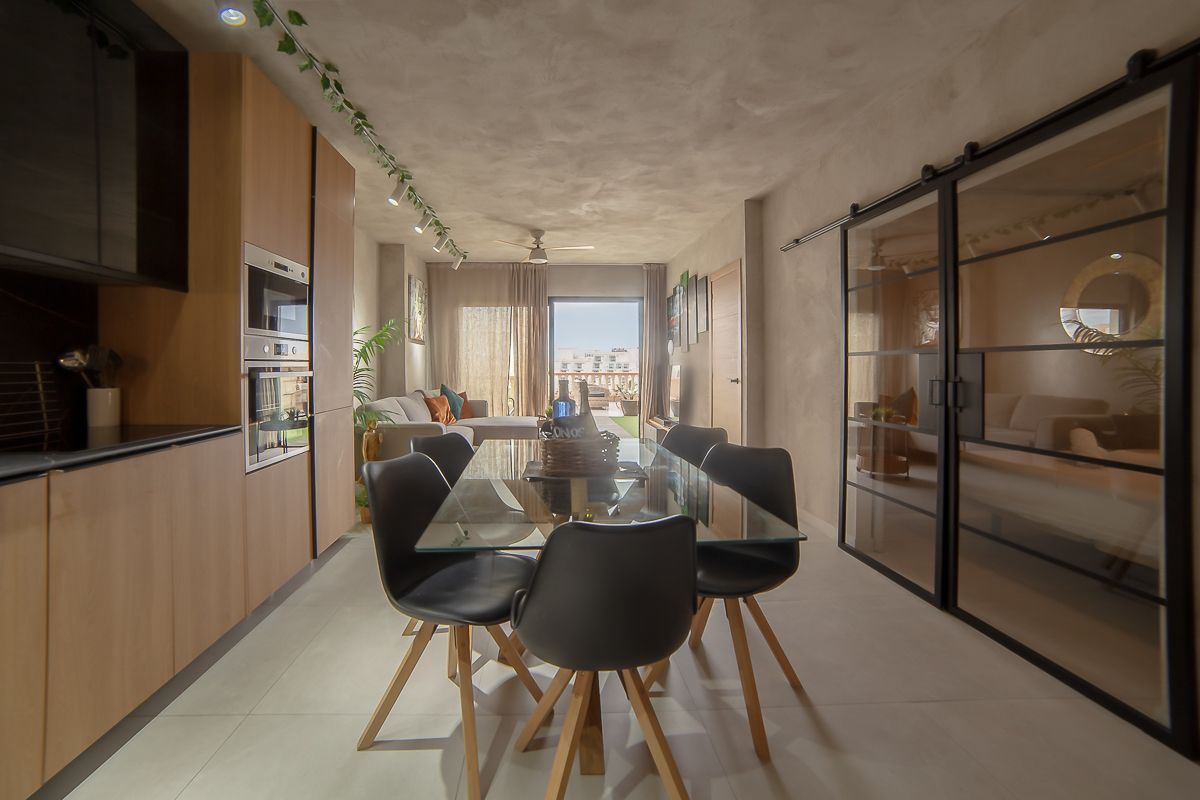 Menjador de Apartament en venda en Adeje amb Terrassa i Piscina comunitària
