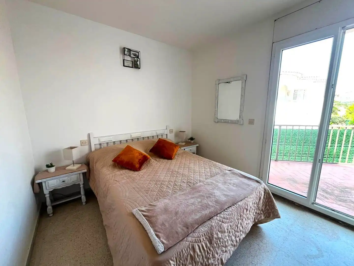 Bedroom of Apartments for sale in Roses  with Terrace, Furnished and Community pool