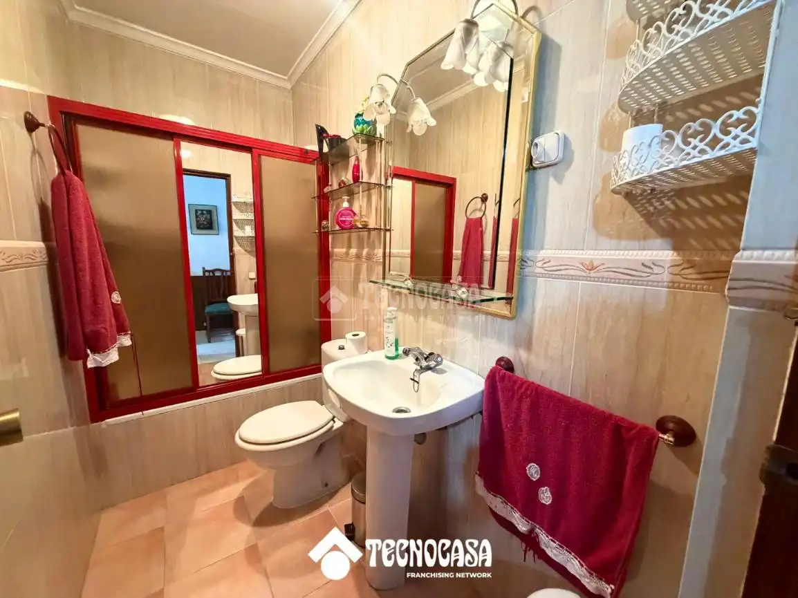 Baño de Casa adosada en venta en Álora con Terraza y Balcón